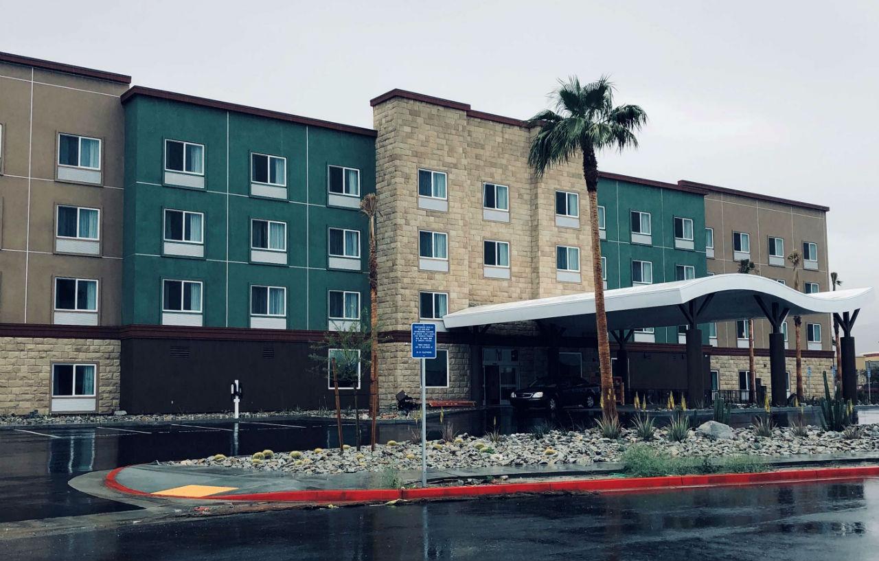 Western Desert View Inn&suites