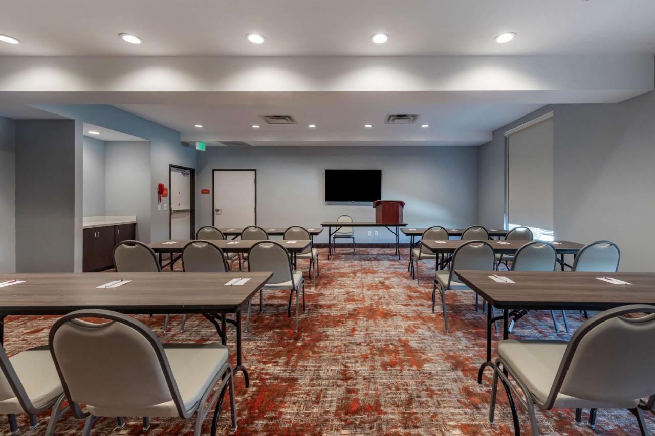 Western Desert View Inn&suites 3*