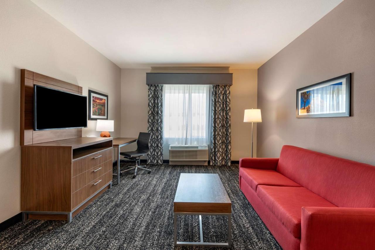 Western Desert View Inn&suites Hotel 3*