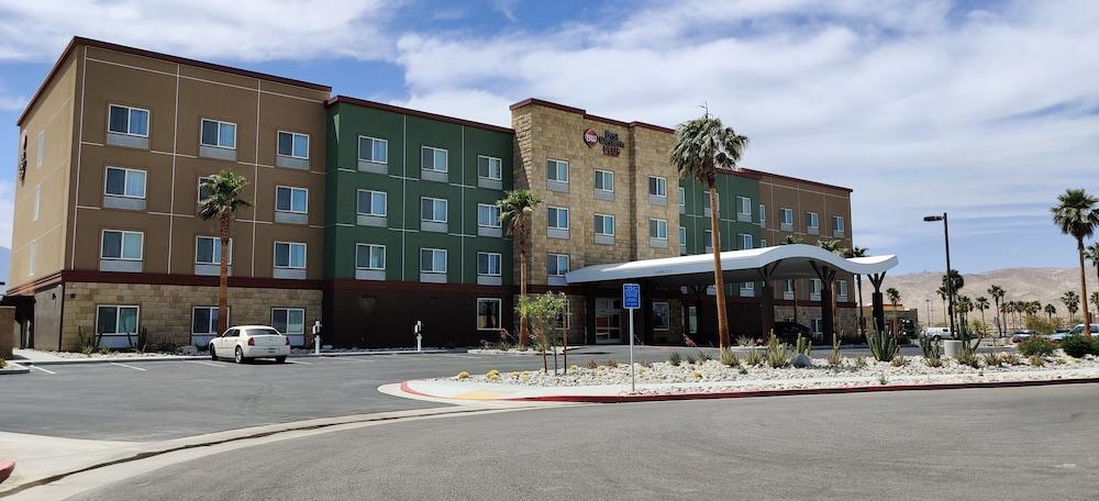 Western Desert View Inn&suites 3*