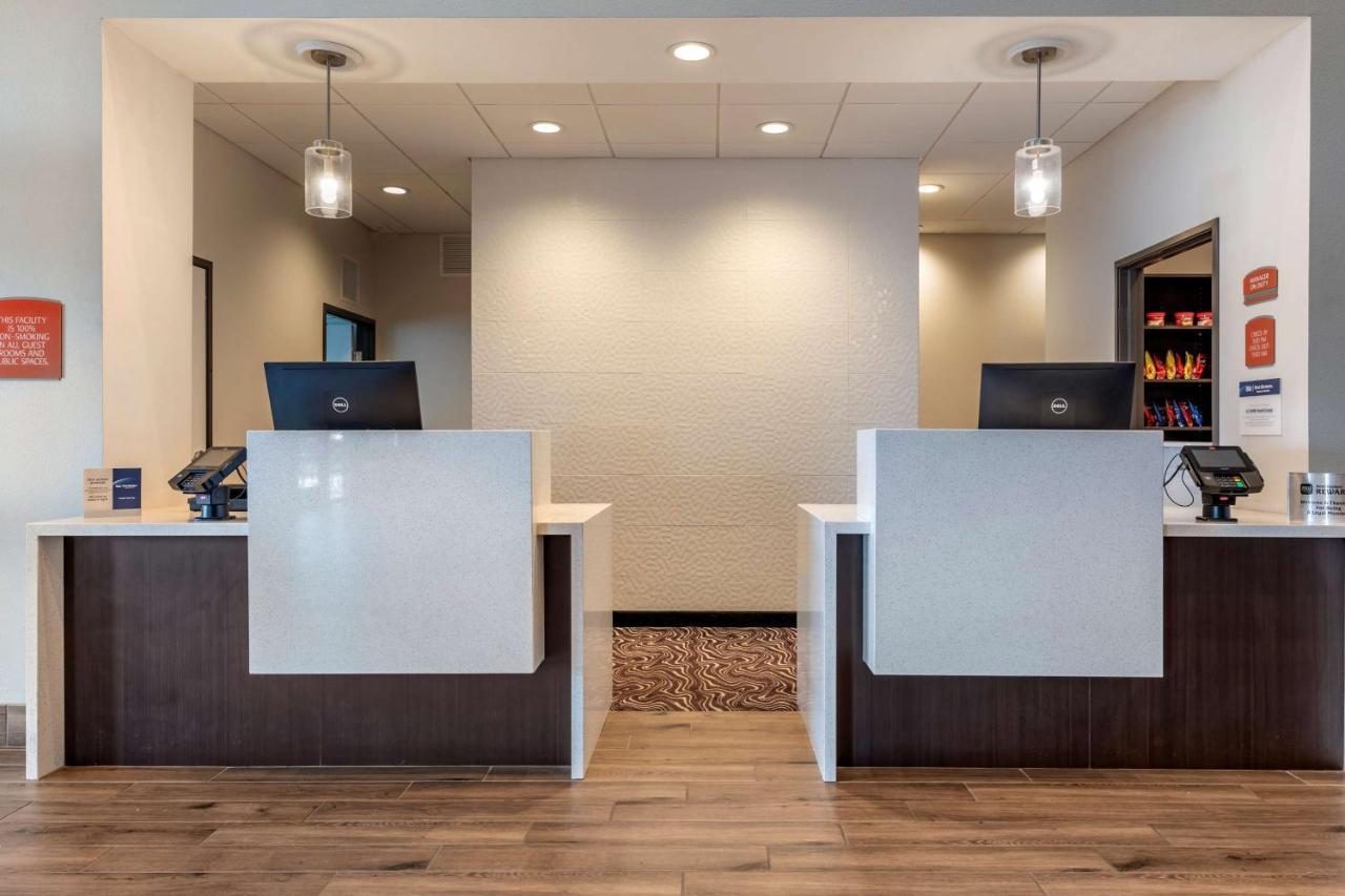 Hotel Western Desert View Inn&suites 3*